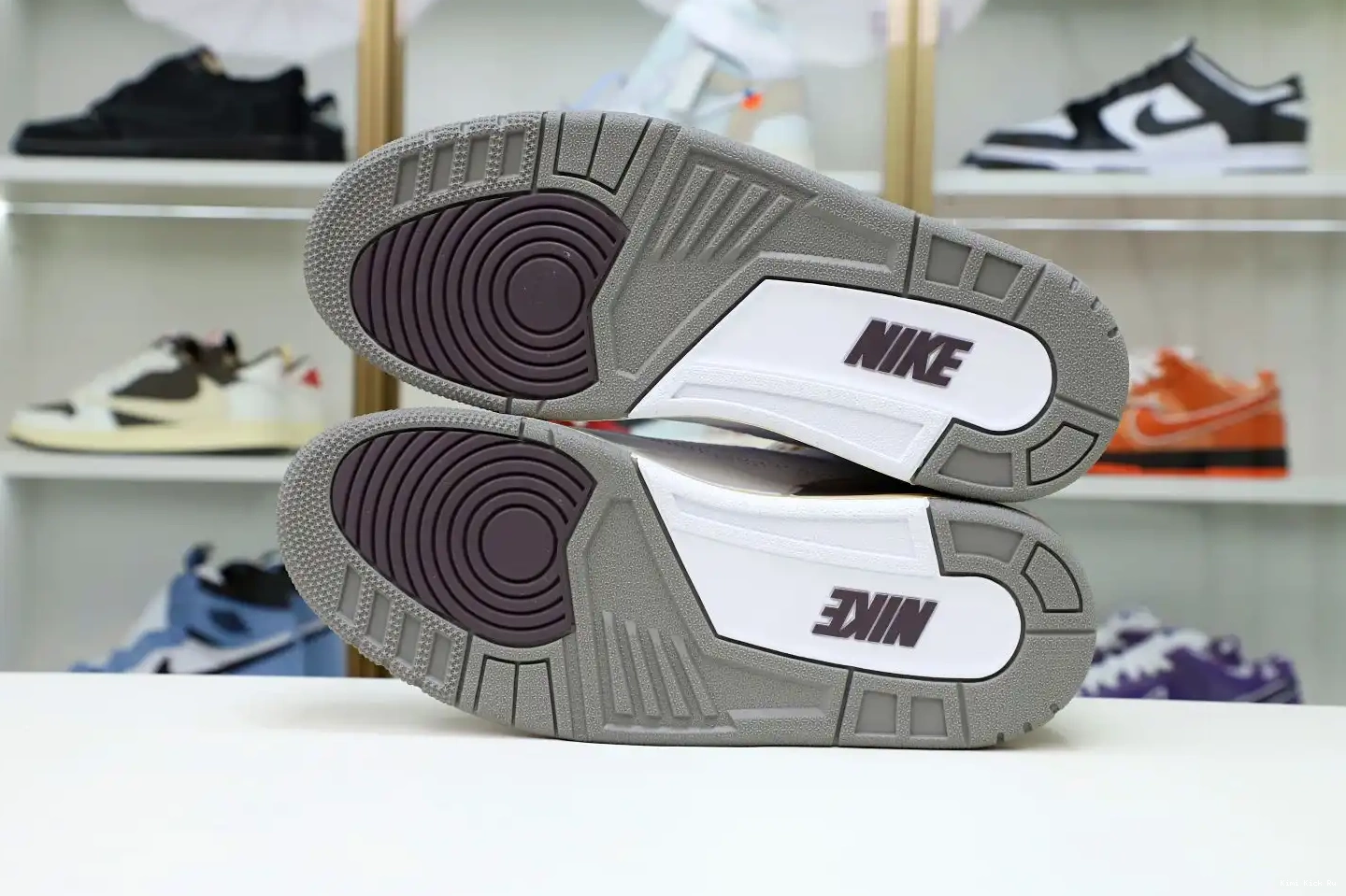 AIR Kimikick X 3 JORDAN WMNS MANIÉRE 0404